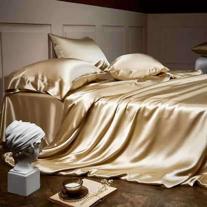 Antoinette Luxury Pure Mulberry Silk Bedding Set